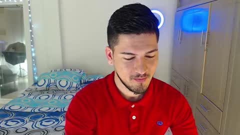 Snapshot of crazyybull chatting on October 11, 2025, 4:12 am Bull online show from October 11, 2025, 4:12 am