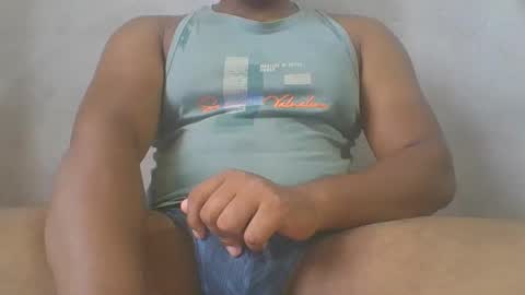 crazzy_booy online show from September 16, 2025, 4:02 am