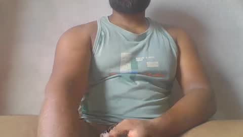 crazzy_booy online show from October 8, 2025, 4:21 am
