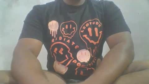 crazzy_booy online show from February 14, 2026, 3:36 am