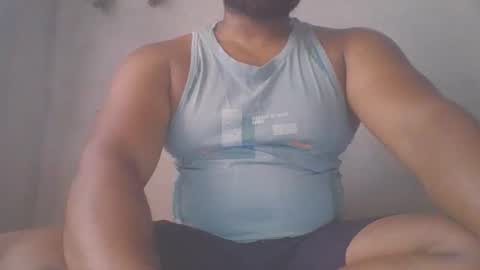 Snapshot of crazzy_booy chatting on May 16, 2026, 7:05 am crazzy_booy online show from May 16, 2026, 7:05 am
