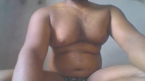 Snapshot of crazzy_booy chatting on May 18, 2026, 3:35 am crazzy_booy online show from May 18, 2026, 3:35 am