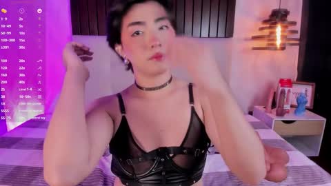 creamy_angelo online show from November 18, 2025, 9:41 pm