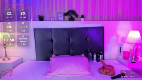 creamy_angelo online show from April 22, 2026, 4:59 am