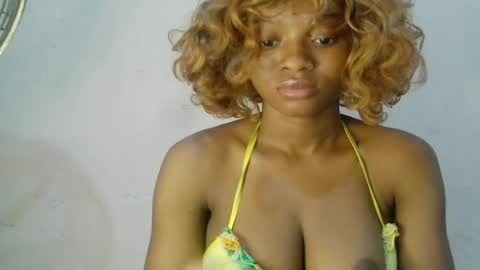 Snapshot of creamy_babyx chatting on May 28, 2026, 6:27 pm Creamy babyx online show from May 28, 2026, 6:27 pm
