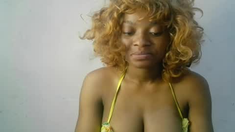Snapshot of creamy_babyx chatting on June 4, 2026, 9:26 am Creamy babyx online show from June 4, 2026, 9:26 am