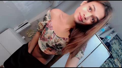 Snapshot of creamy_delilah chatting on October 25, 2025, 9:39 am Delilah online show from October 25, 2025, 9:39 am