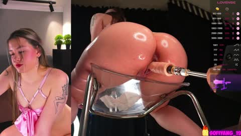 Hiya We are Any Kim Sofi and Nika Enjoy   online show from January 26, 2025, 6:07 am