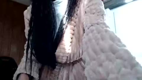 CreamyExotica online show from January 6, 2025, 2:47 pm