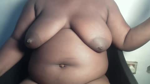 creamyposh1 online show from January 6, 2026, 5:49 pm