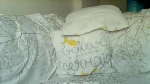 Snapshot of creamyy_pussy chatting on October 31, 2025, 10:22 pm creamyy_pussy online show from October 31, 2025, 10:22 pm