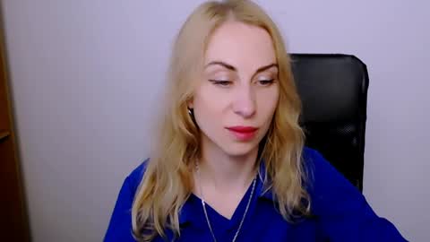 Snapshot of create_your_own_sun chatting on May 10, 2026, 9:03 am Lera online show from May 10, 2026, 9:03 am