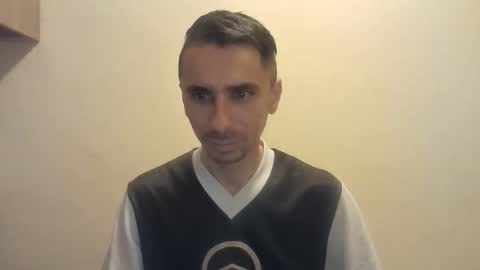 Snapshot of creativexx2 chatting on March 22, 2026, 4:10 pm creativexx2 online show from March 22, 2026, 4:10 pm