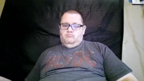 The hopeless romantic online show from March 4, 2025, 5:56 pm