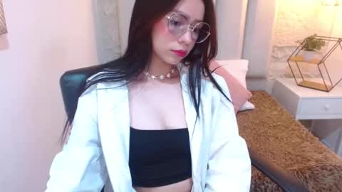 Cristall online show from March 5, 2026, 7:54 pm