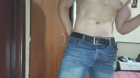 cris2428 online show from February 26, 2025, 1:11 am