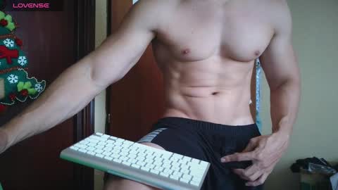 cris2428 online show from November 29, 2025, 8:12 pm