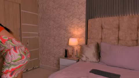 Cristina Sweet online show from February 3, 2025, 11:53 am