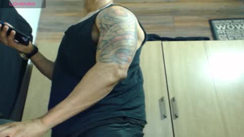 Cris online show from February 2, 2026, 11:03 pm