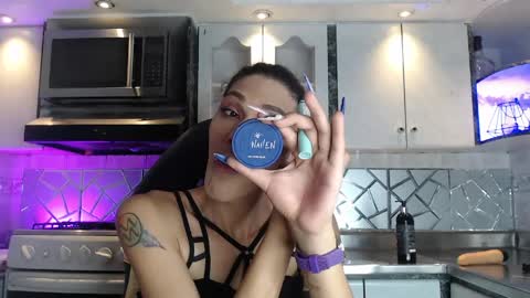 Cristina Onazis online show from April 19, 2026, 6:10 pm