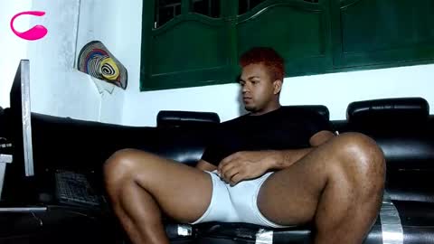 yereimis y jaider  online show from February 24, 2025, 4:49 am