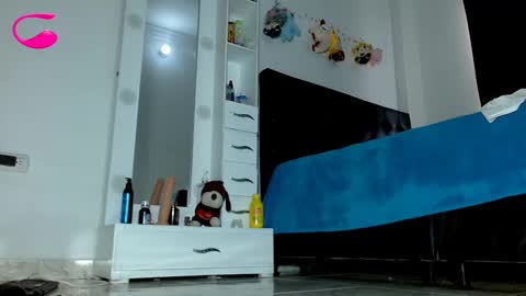 yereimis y jaider  online show from February 25, 2025, 5:36 pm