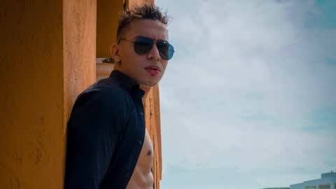 Cristopher online show from April 6, 2026, 4:46 am