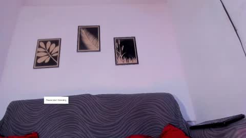 criss_zuri online show from March 28, 2026, 12:49 pm