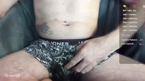 Snapshot of crissstud chatting on November 10, 2025, 6:34 am Criss online show from November 10, 2025, 6:34 am