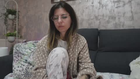 crissy_love online show from December 9, 2024, 8:55 am