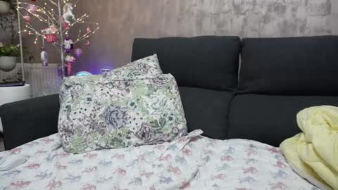 crissy_love online show from December 14, 2024, 11:45 pm