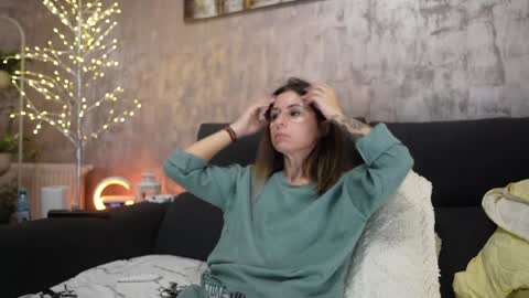 crissy_love online show from January 23, 2025, 1:45 pm