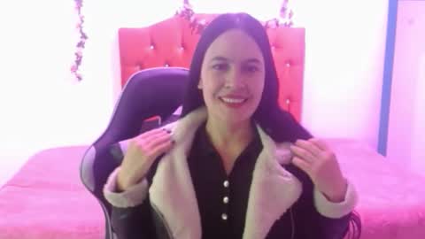 cristal1609 online show from November 30, 2025, 2:43 pm