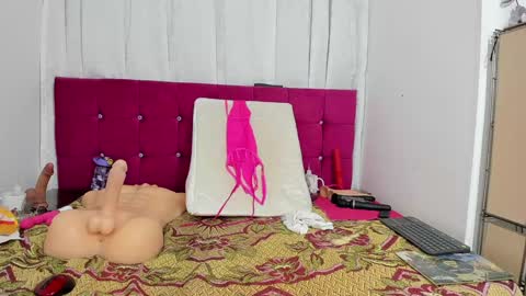 Cristal online show from February 8, 2025, 10:29 pm