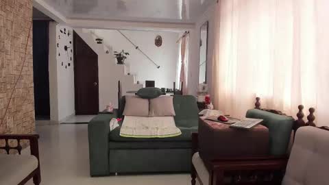 Cristal online show from March 10, 2026, 2:33 pm