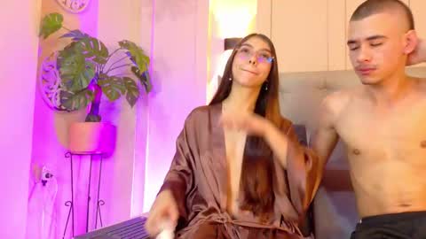 cristal_antoni online show from November 15, 2025, 8:44 am