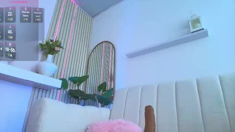 Cristal  online show from February 13, 2025, 3:39 am