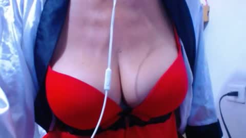 cristal_collins1 online show from January 15, 2025, 12:04 pm