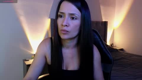 Snapshot of cristal_hilton_10 chatting on November 26, 2025, 4:13 am Alejandra from Wednesday to Saturday from 1000 pm to 400 am Colombian hour online show from November 26, 2025, 4:13 am