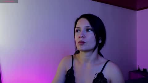 Snapshot of cristal_hilton_10 chatting on December 1, 2025, 1:43 am Alejandra from Wednesday to Saturday from 1000 pm to 400 am Colombian hour online show from December 1, 2025, 1:43 am