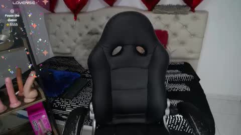 Milena online show from September 18, 2025, 5:20 am