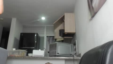 cristal beautiful online show from March 27, 2026, 10:15 am