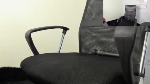 Cristal online show from February 15, 2025, 4:25 am