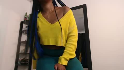 Snapshot of cristal_smith06 chatting on January 8, 2025, 1:41 pm Hanna online show from January 8, 2025, 1:41 pm