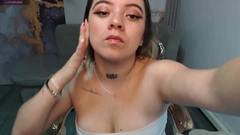 Cristal online show from December 27, 2024, 3:09 am