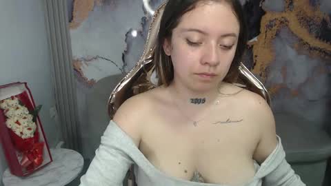 Cristal online show from March 11, 2025, 3:59 am