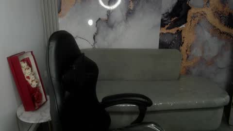 Cristal online show from September 10, 2025, 3:06 am