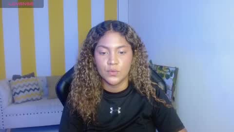 Cristal online show from February 11, 2025, 11:33 pm