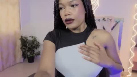 Snapshot of cristalbroke_tay chatting on July 18, 2026, 7:28 pm Crystalbroke online show from July 18, 2026, 7:28 pm