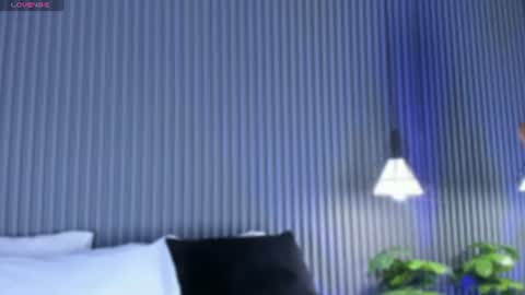 Snapshot of cristalcollinss chatting on June 17, 2026, 11:34 am Cristal online show from June 17, 2026, 11:34 am